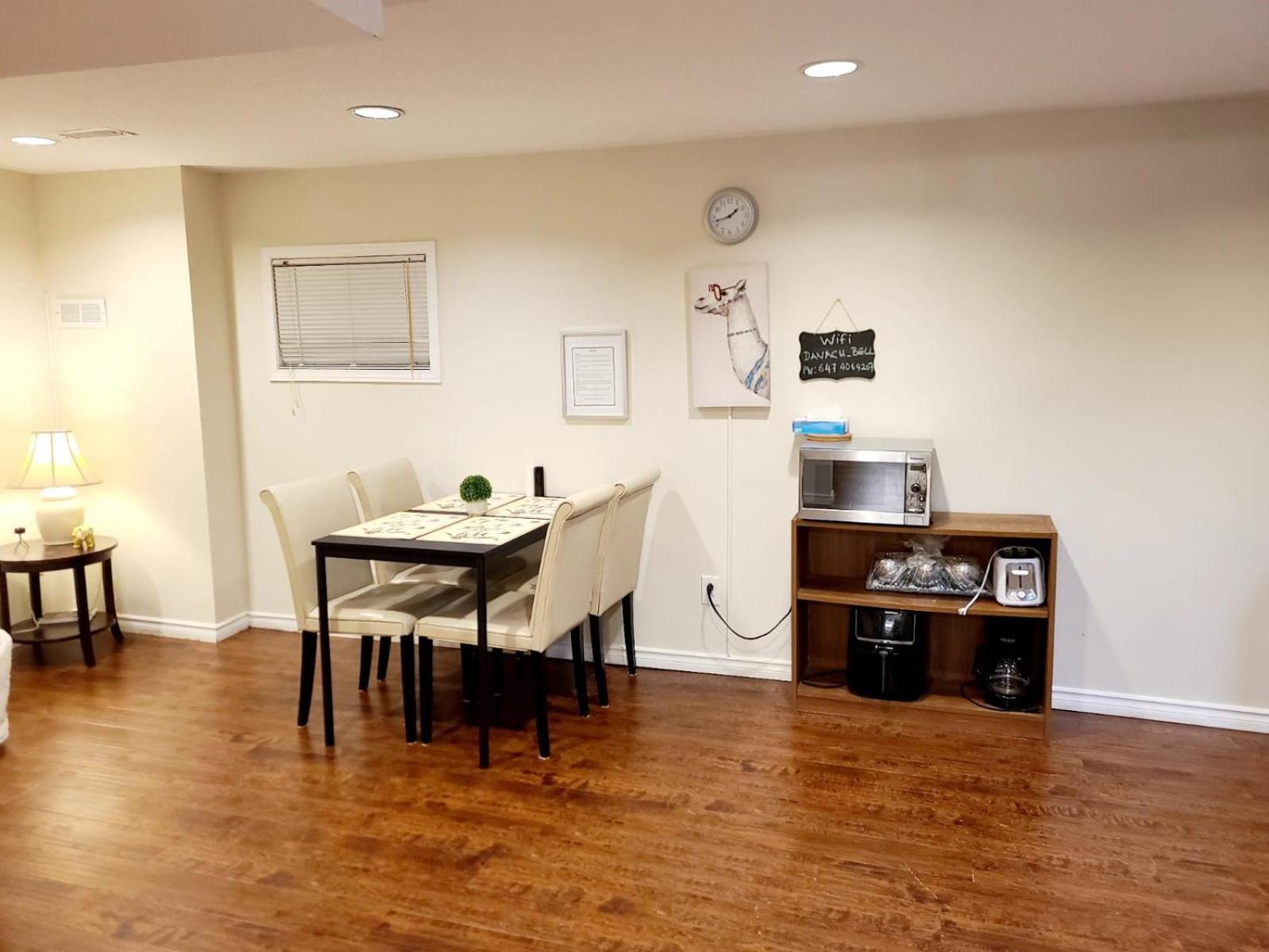 Spacious And Bright Unit With Natural Light. Pickering Exterior photo